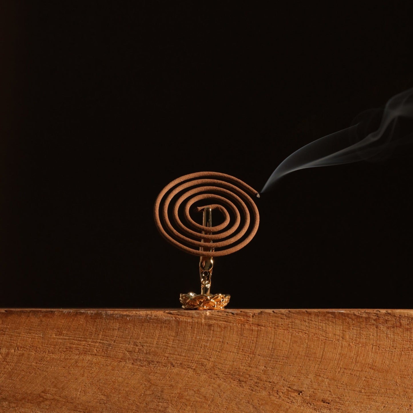 Hui-An Agarwood Coiled Incense – 2 hr